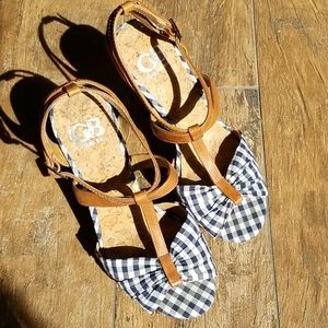 Size 6.5 Gianni Bini Gingham heels